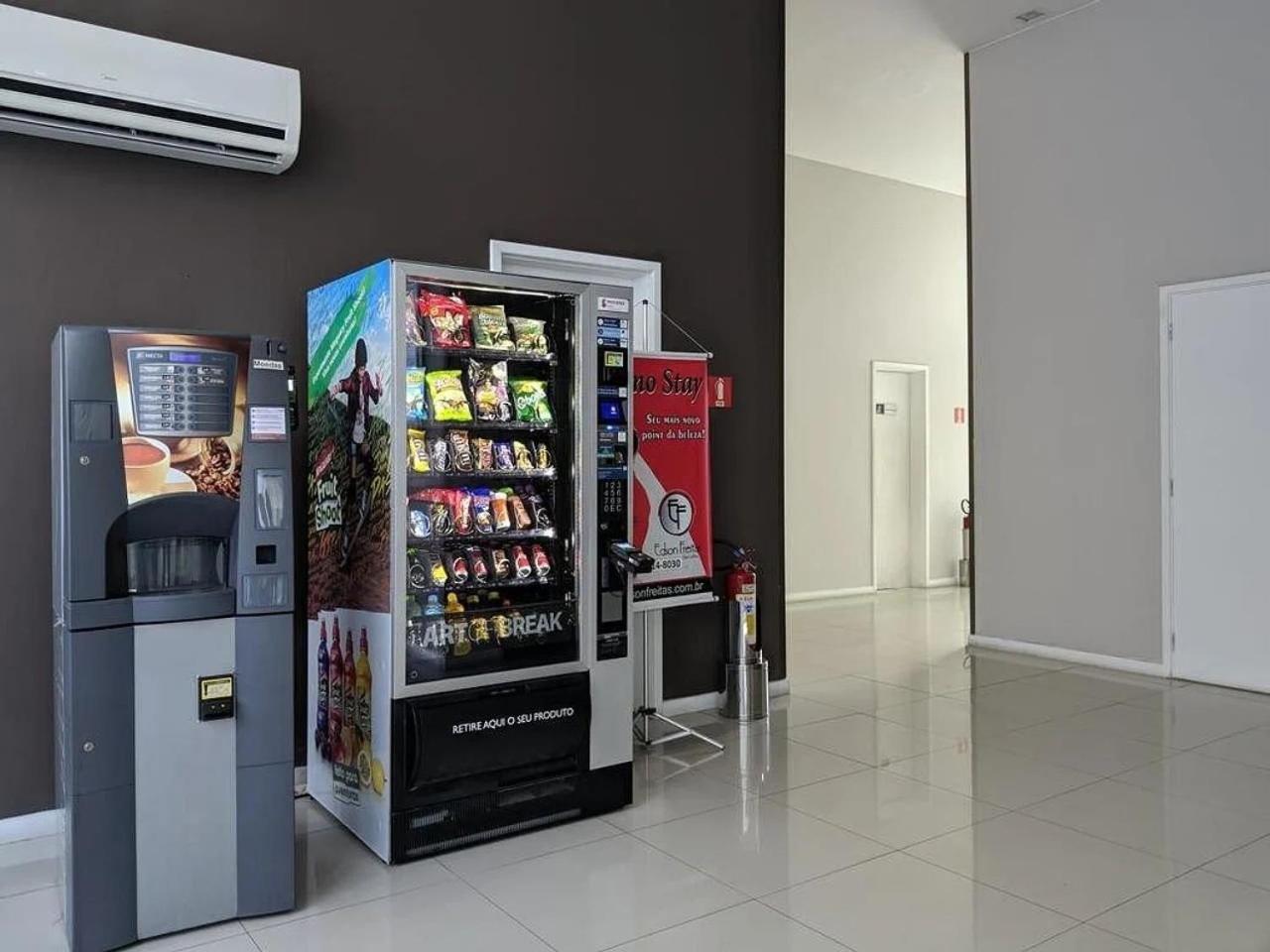 Flat Maravilhoso Inteiro Na Barra Da Tijuca Com Garagem