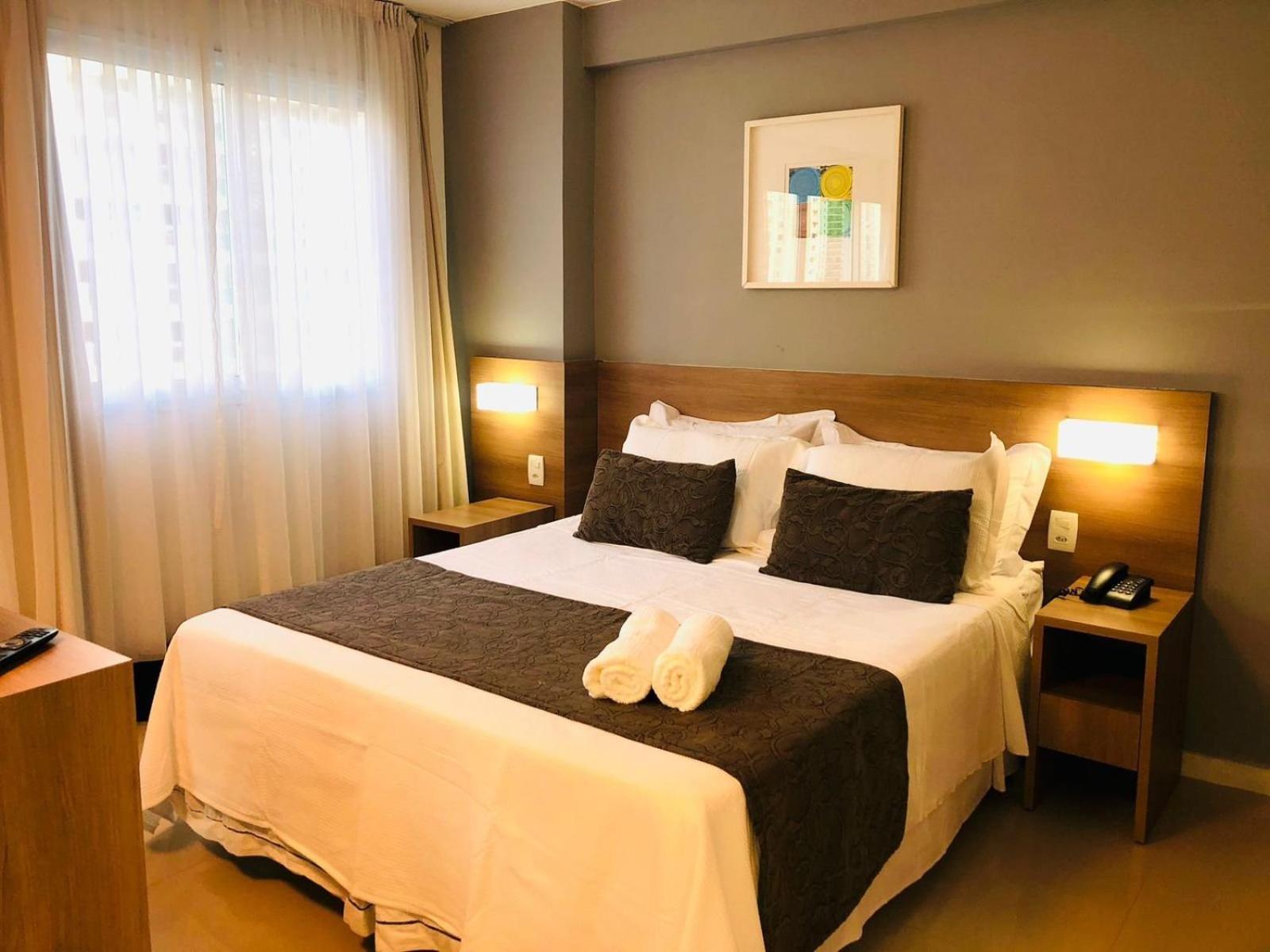 Flat Maravilhoso Inteiro Na Barra Da Tijuca Com Garagem Apartamento *
